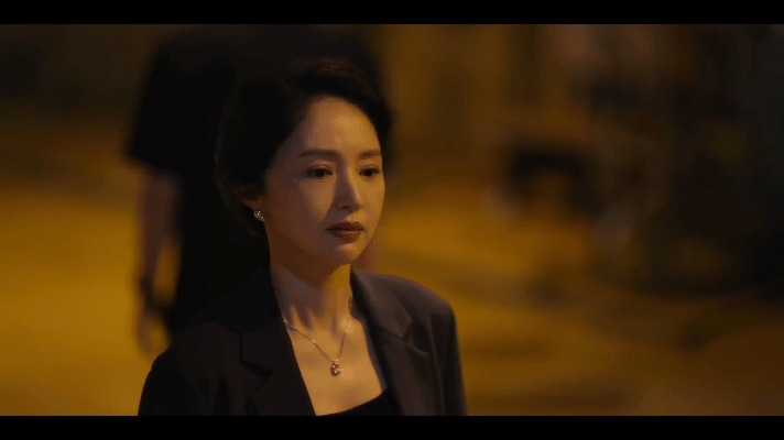 董璇对张凌赫钱包余额般的耐心有种孩子长大了也是熊孩子的感觉，董璇对张凌赫真的是，