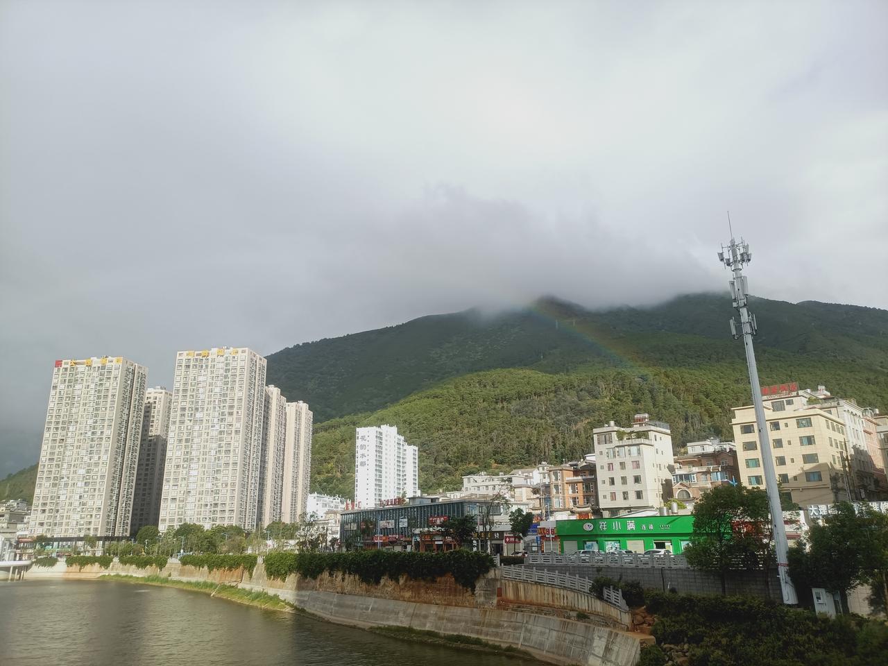 彩虹
随手拍下的美好时光
