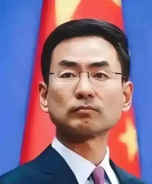 中国应向全世界公告，凡在中国历史上侵犯过中国的国家，如敢再次侵犯中国，中国将对其