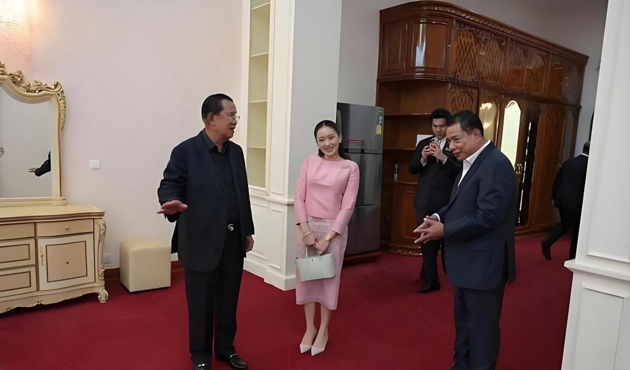 泰国和柬埔寨又打起来了。

很多网友表示，这次泰国要狠狠的揍一顿，要打服，打解体