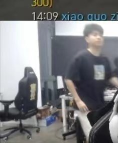 [晕][晕]格局到RNG基地了！现在的RNG可谓是大换血，Ming不打了，zdz