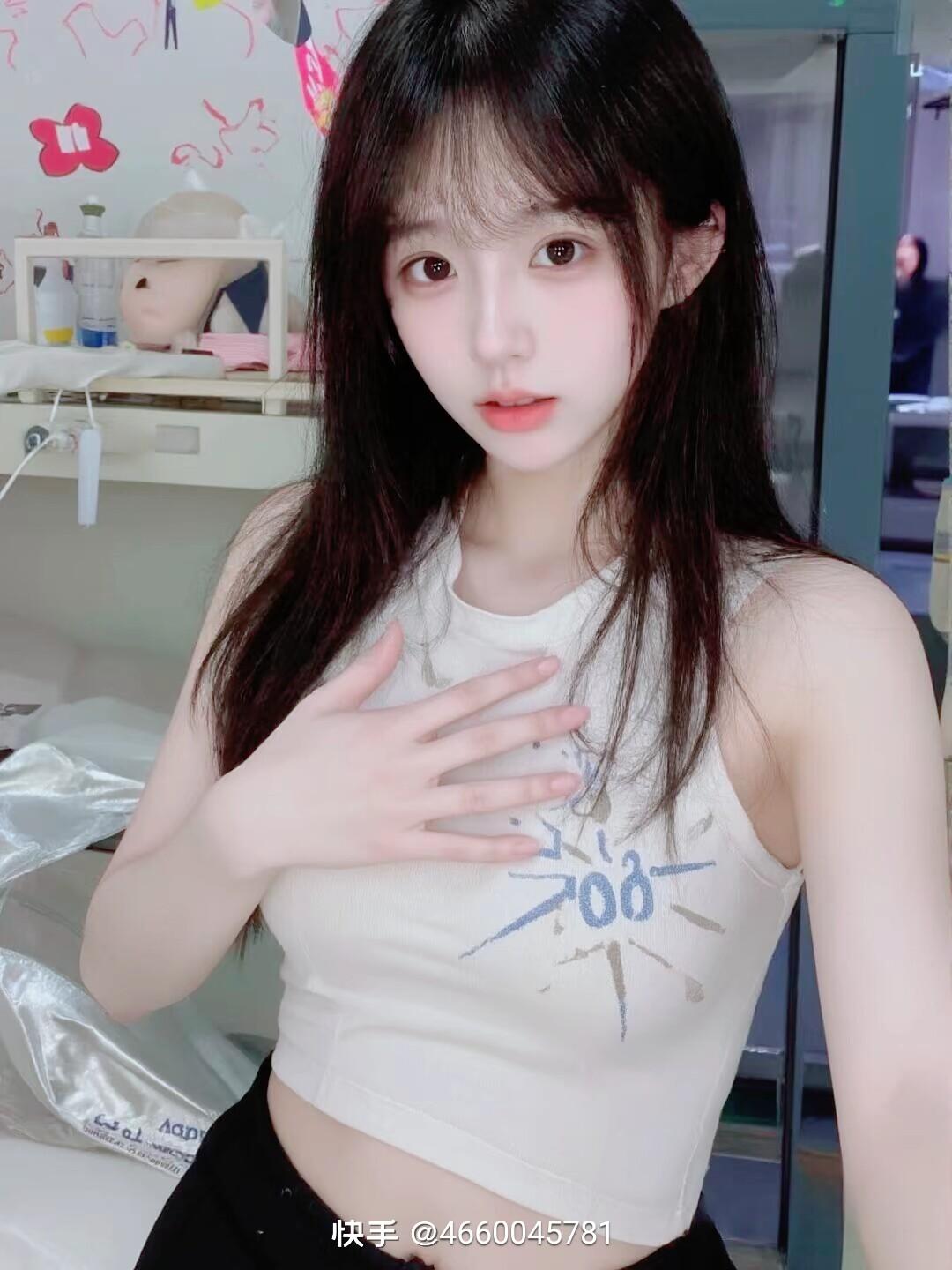 漂亮女孩，让温情一路顺风