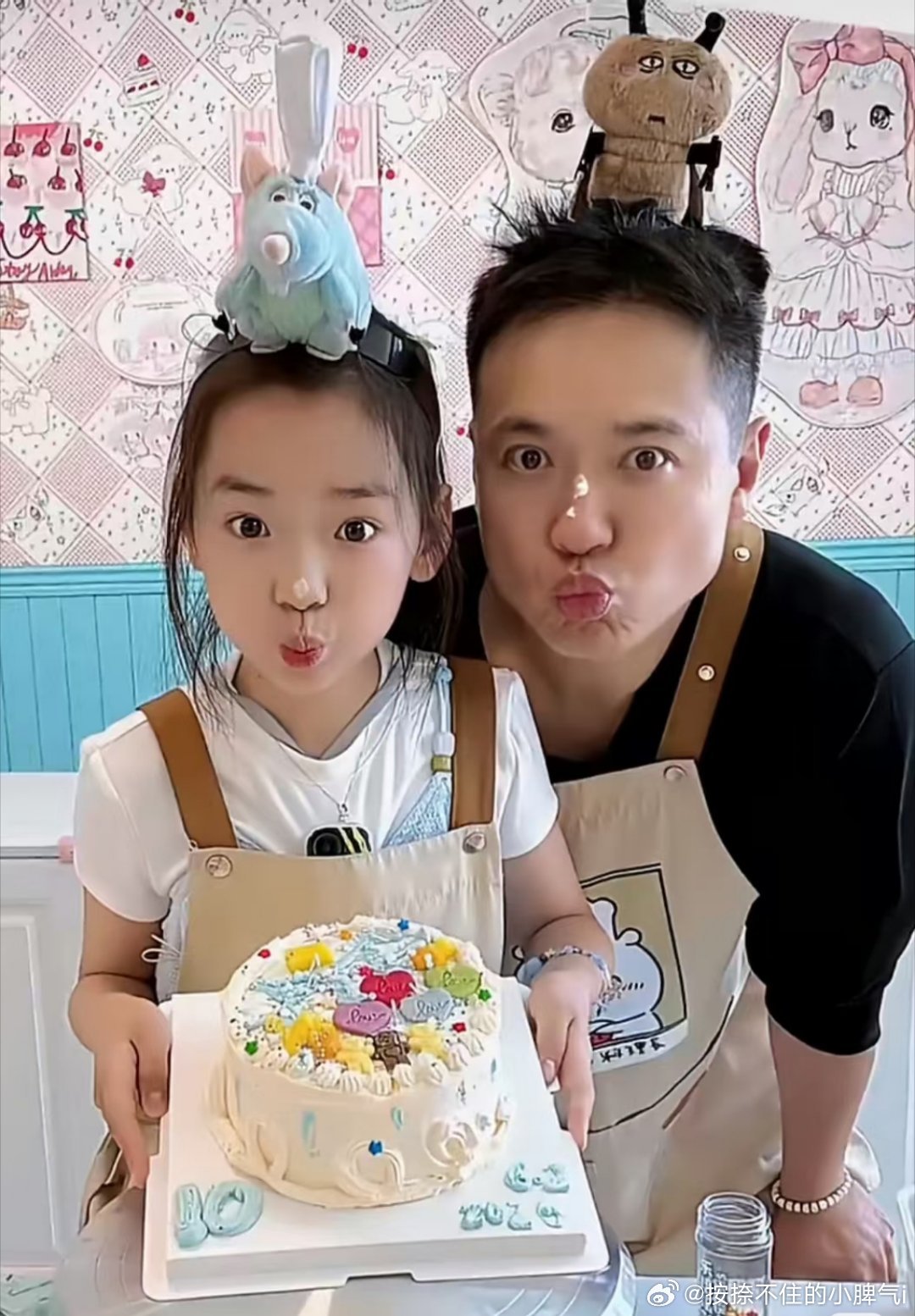 董璇封神！内娱离异育儿天花板太温柔谁懂啊！看完小酒窝十周岁两场生日宴，直接被董璇