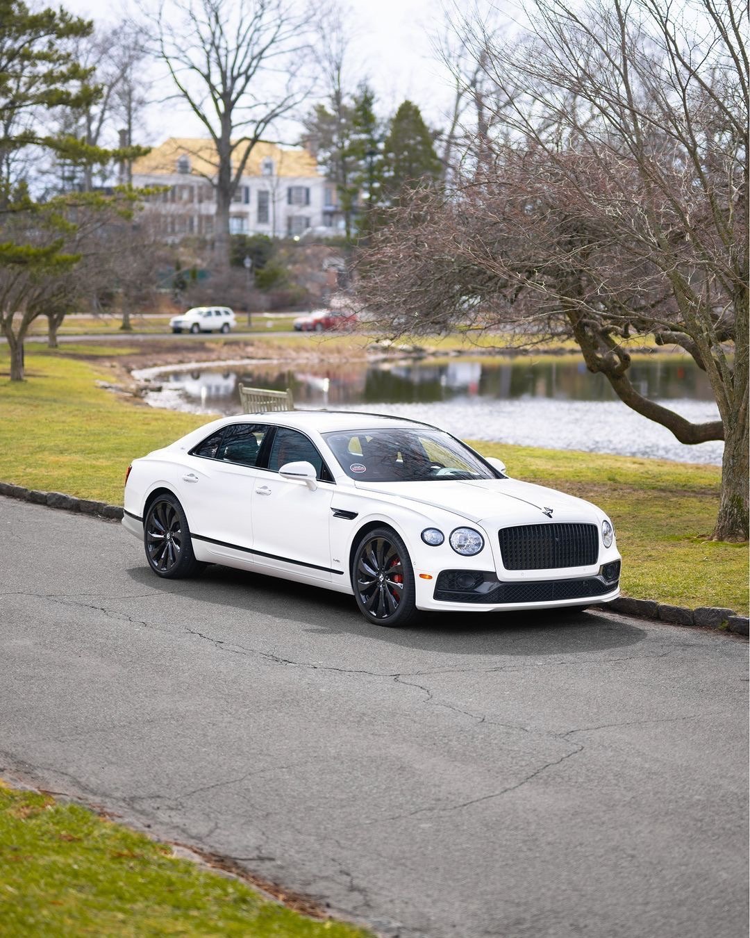 宾利 Flying Spur ​​​