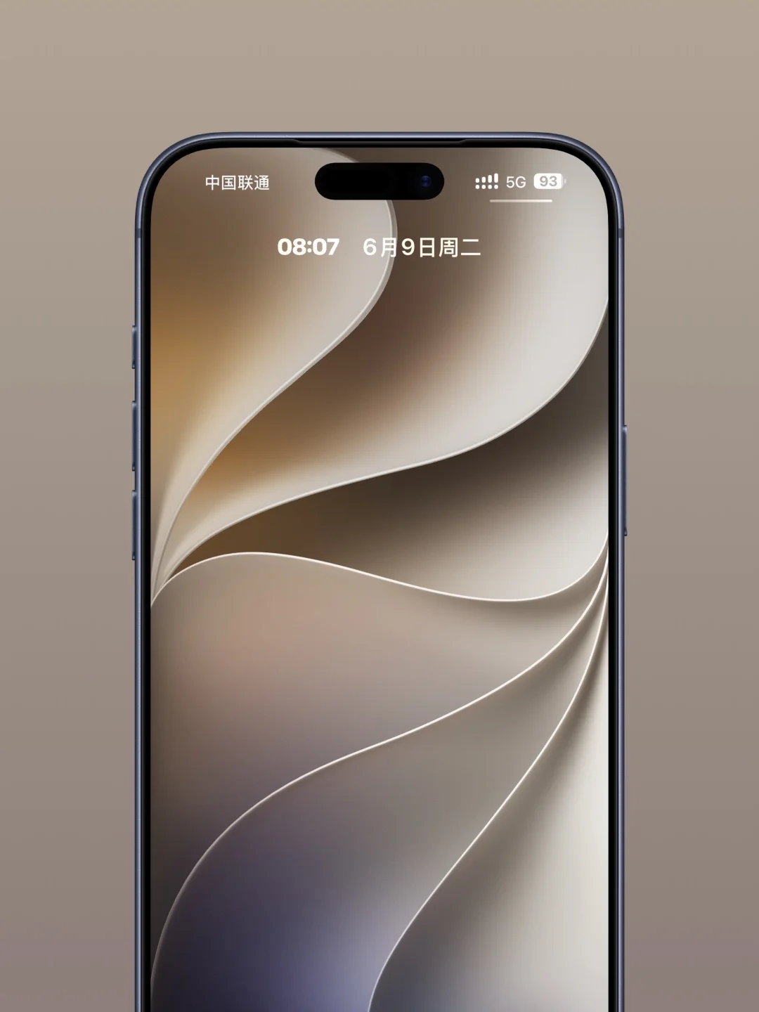 iOS 27新功能，小时钟 🕤可以看清整张壁纸