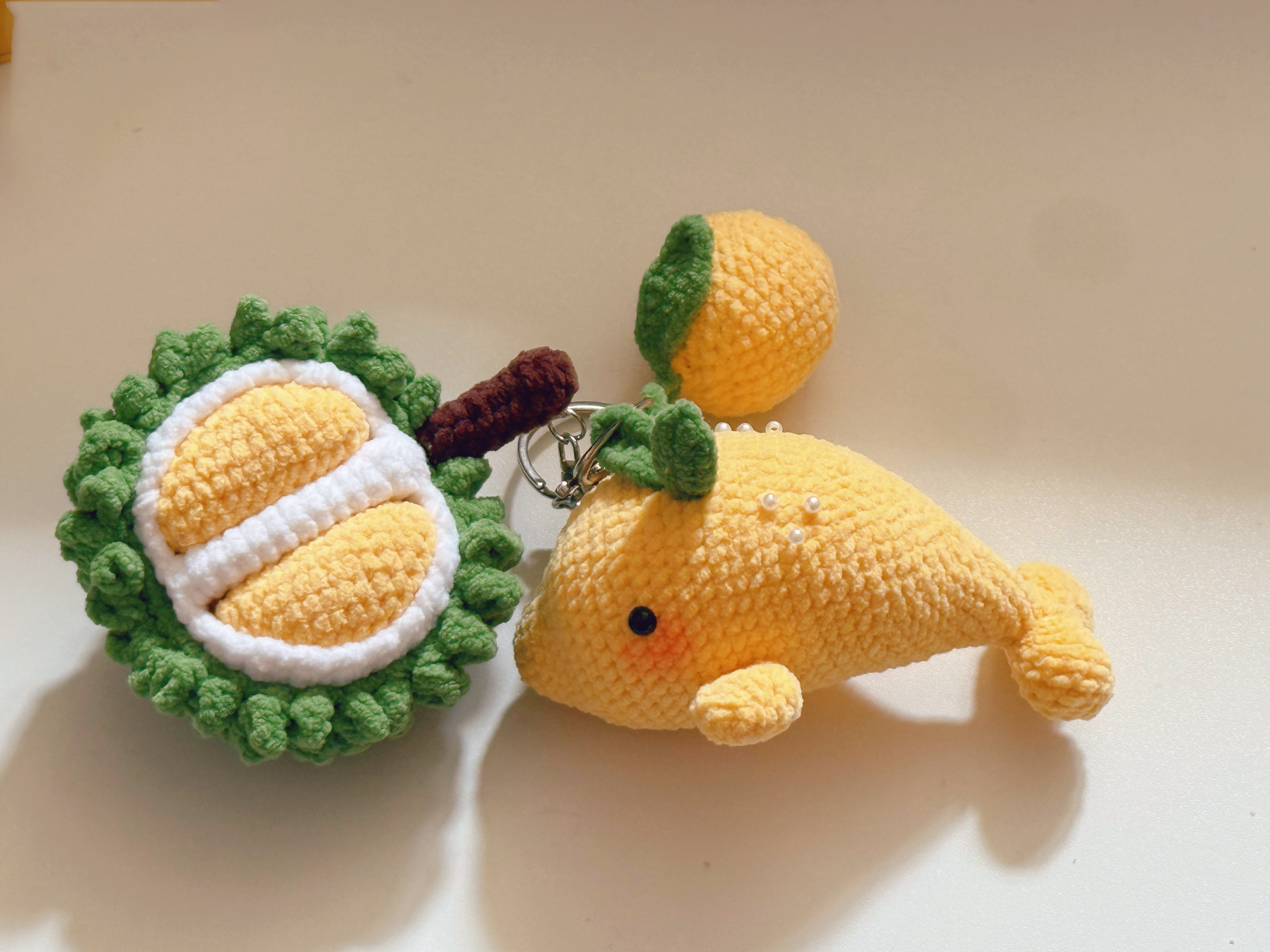 榴莲➕鲸鱼🐳➕柠檬🍋谁懂这个包挂的含义生活手记钩织