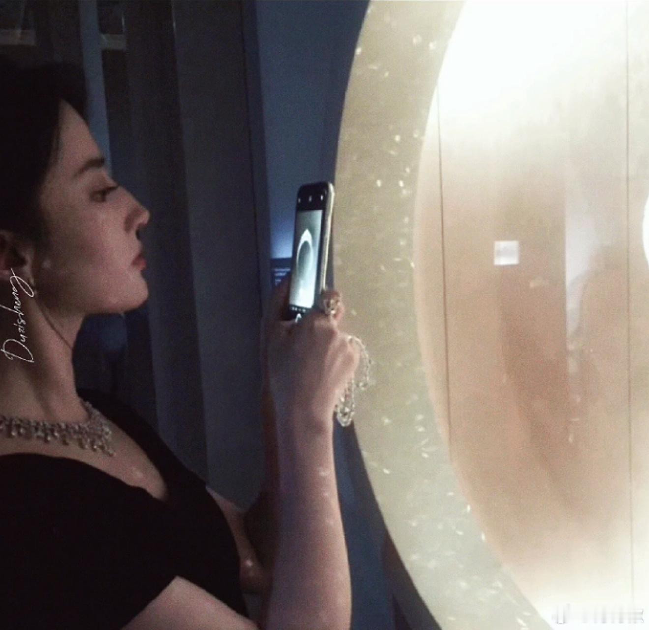 没见过的图图这是在拍啥呢？ 