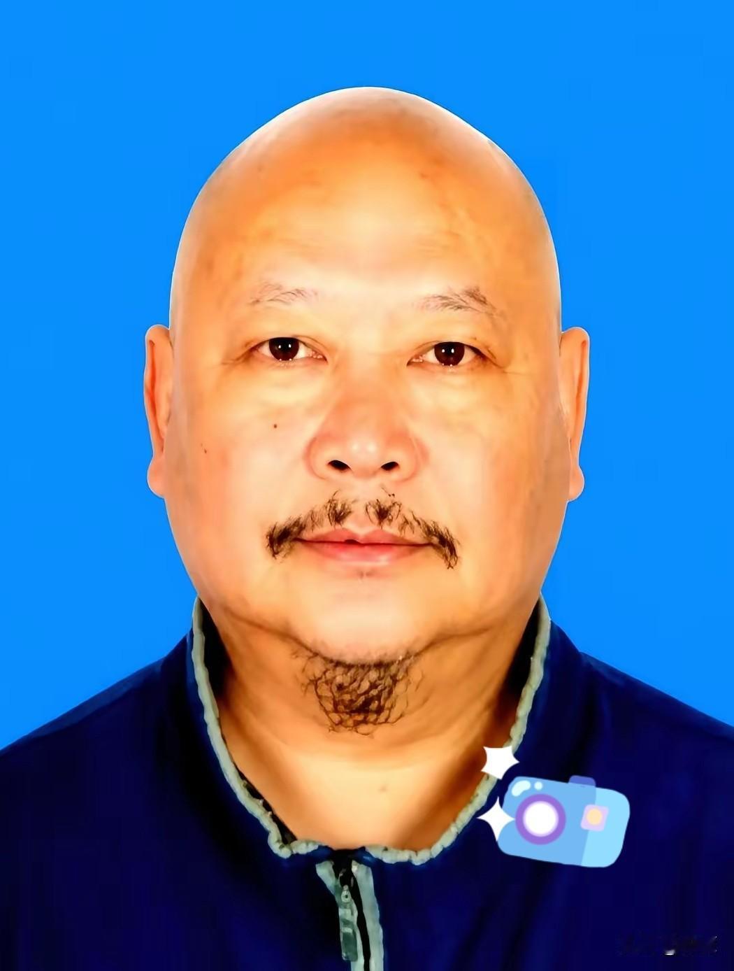 真正的文人风骨！
52岁美院博导纵身跳冰湖救人，这一幕胜过万千画作，真正的大师从