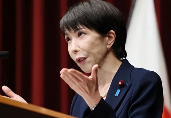 一个政客犯了错不认账，反而想通过选举翻盘施压对手，这听起来像个笑话，但日本首相高