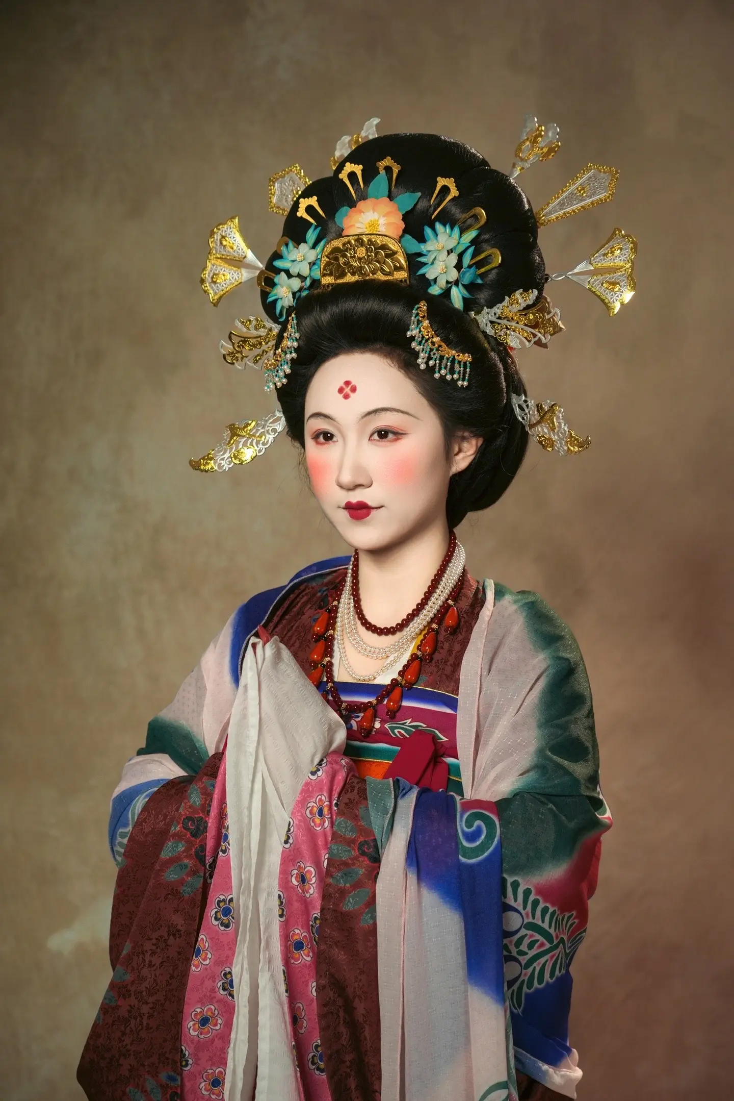 这是一个庞大的复原计划第一期～敦煌第九窟壁画 女供养人出行图