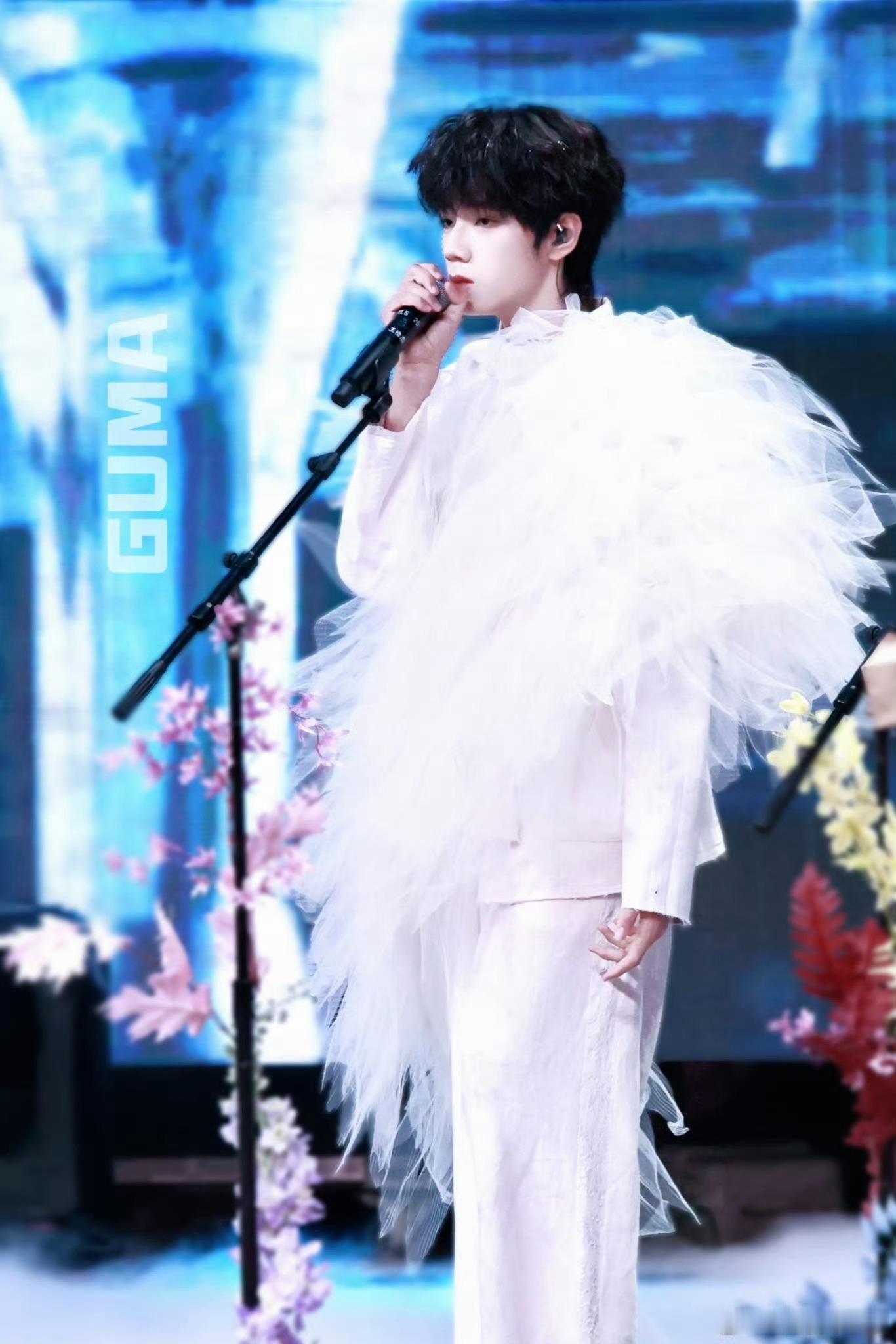 🍑  🍑 “海鸥只为海沦陷，我只为你心动”   𝒮𝓮𝒶𝓰𝓊𝓁𝓁