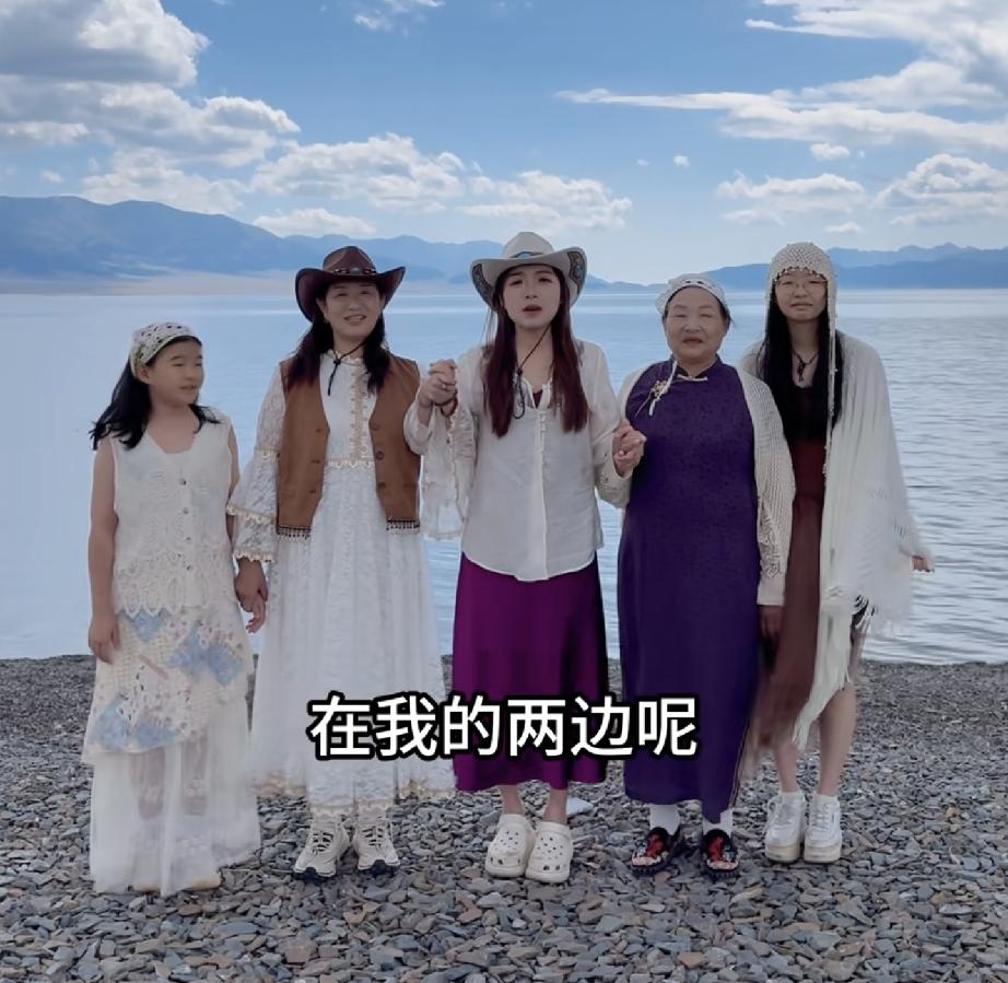 现在的谢炜琳能独挡好几面了
许健华和娘家妈一段对话网友纷纷红了眼眶！

昨天许健