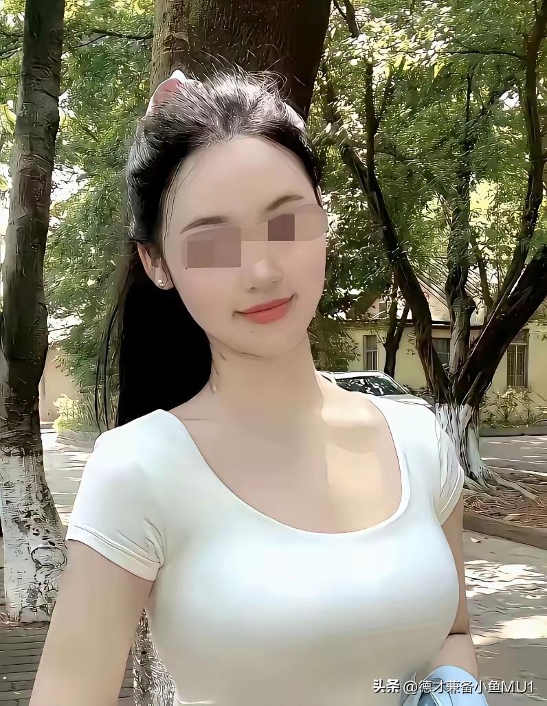 女教师售卖自己的自拍不雅视频获利24万，如此离经叛道的行为，只能说，这位女性根本