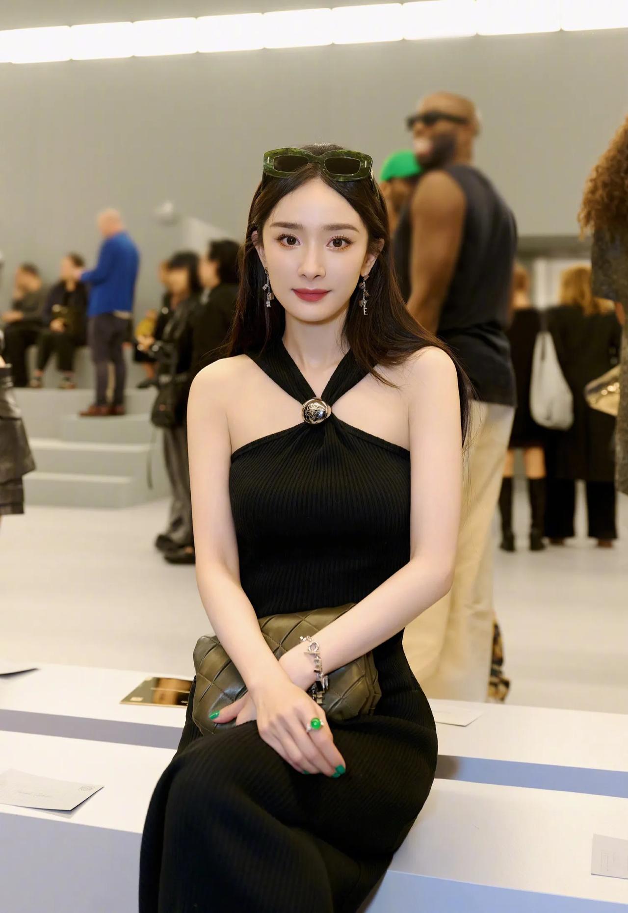 #妙笔生花创作挑战#期待LOEWE罗意威全球品牌代言人杨幂未来与品牌更多的火花碰