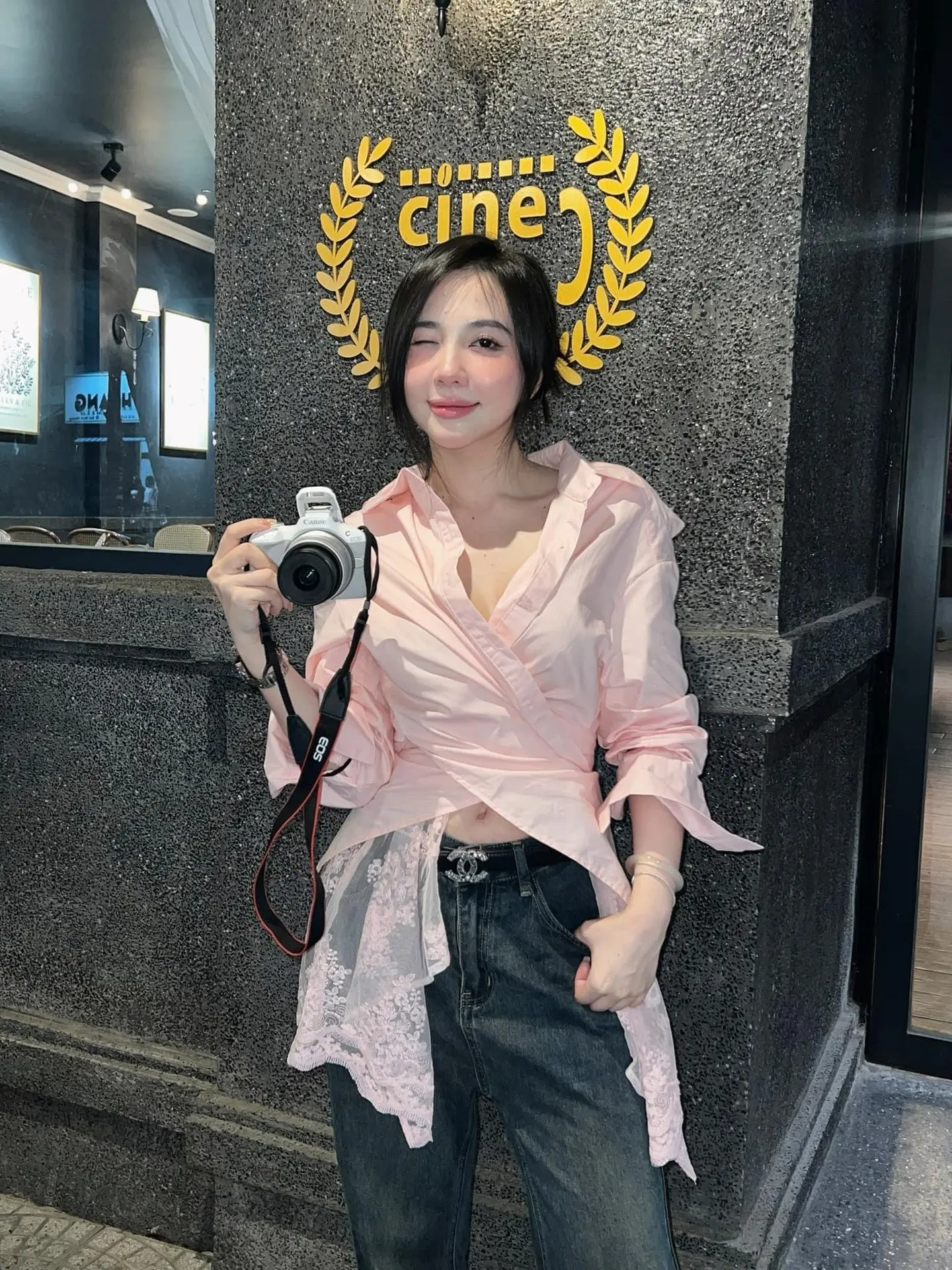 与有趣的灵魂相遇，如同邂逅一场奇妙的冒险。