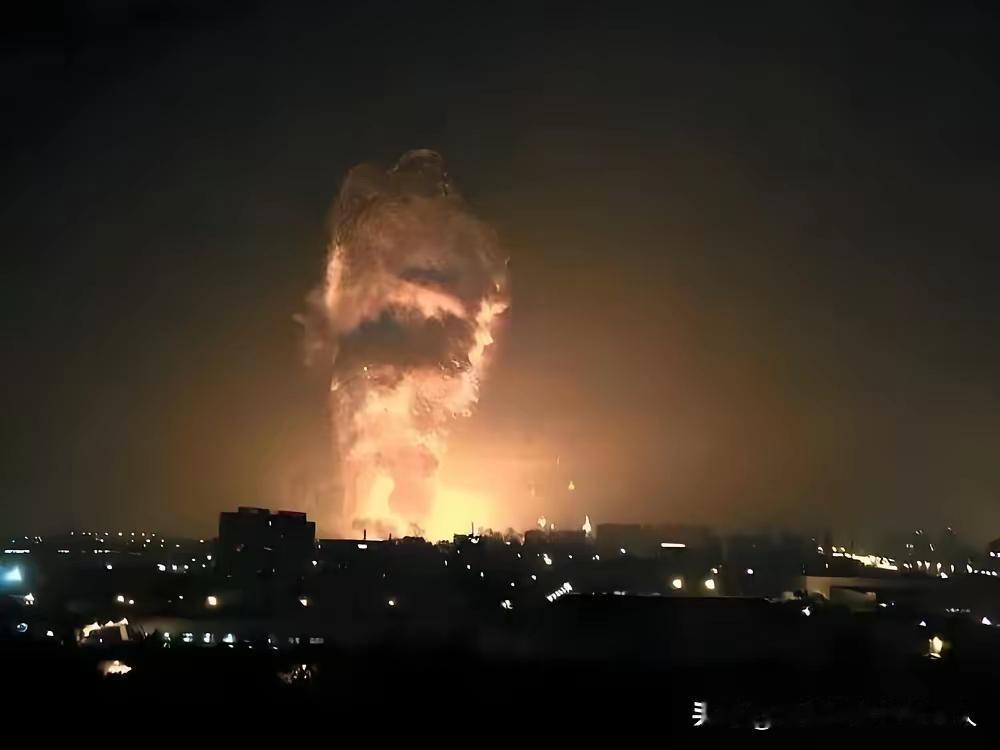 “榛树”炸穿储气库，但很多人以为这只是一次姿态性打击？错了！真相是：俄罗斯不再打