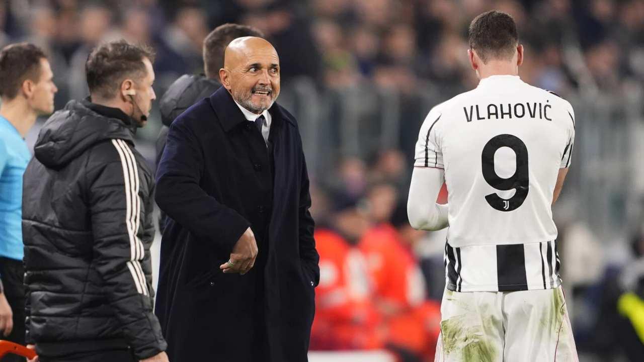 弗拉霍维奇请求出战！

和所有归队的国脚一样，弗拉霍维奇在对阵佛罗伦萨的比赛前，