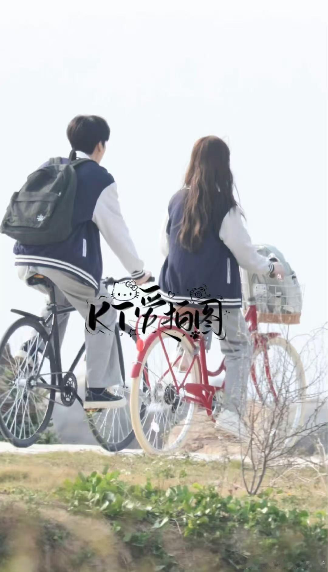 毕雯珺张淼怡新剧同框骑车路透毕雯珺张淼怡同框骑车路透 毕雯珺张淼怡同框骑车路透 