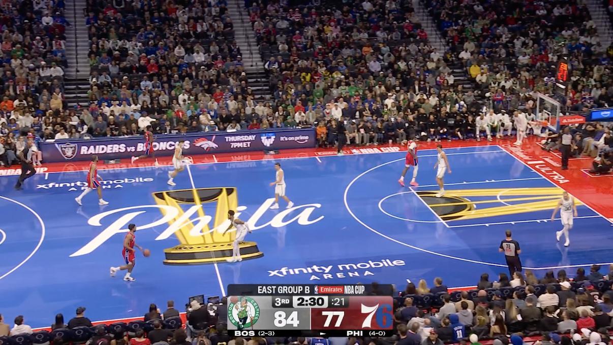 马祖拉这个阵容真的很大胆，一个防守看上去全是弱点的阵容，竟然能把防守篮板和进攻提