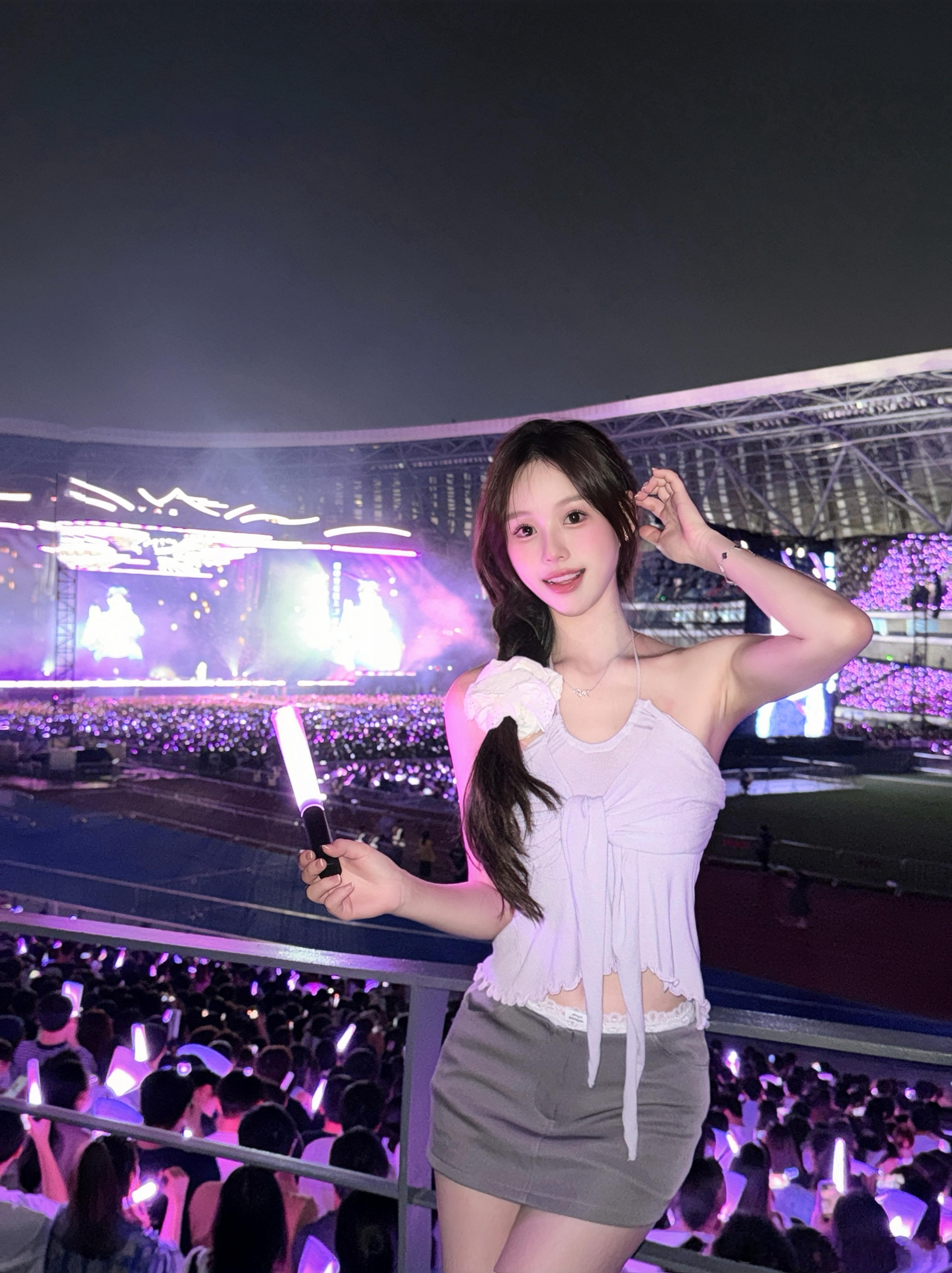 看了以前mp3听的人的演唱会许嵩 分手了没关系还有我生活手记许嵩 ​​​