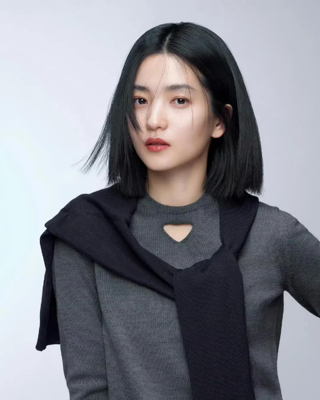 金泰梨  Prada Beauty💄🍐 清透自然的美~大梨穿搭 金泰梨写真