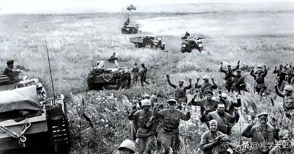 二战期间德国为什么进攻苏联?


1940年法国打完了，英国没投降。英吉利海峡过