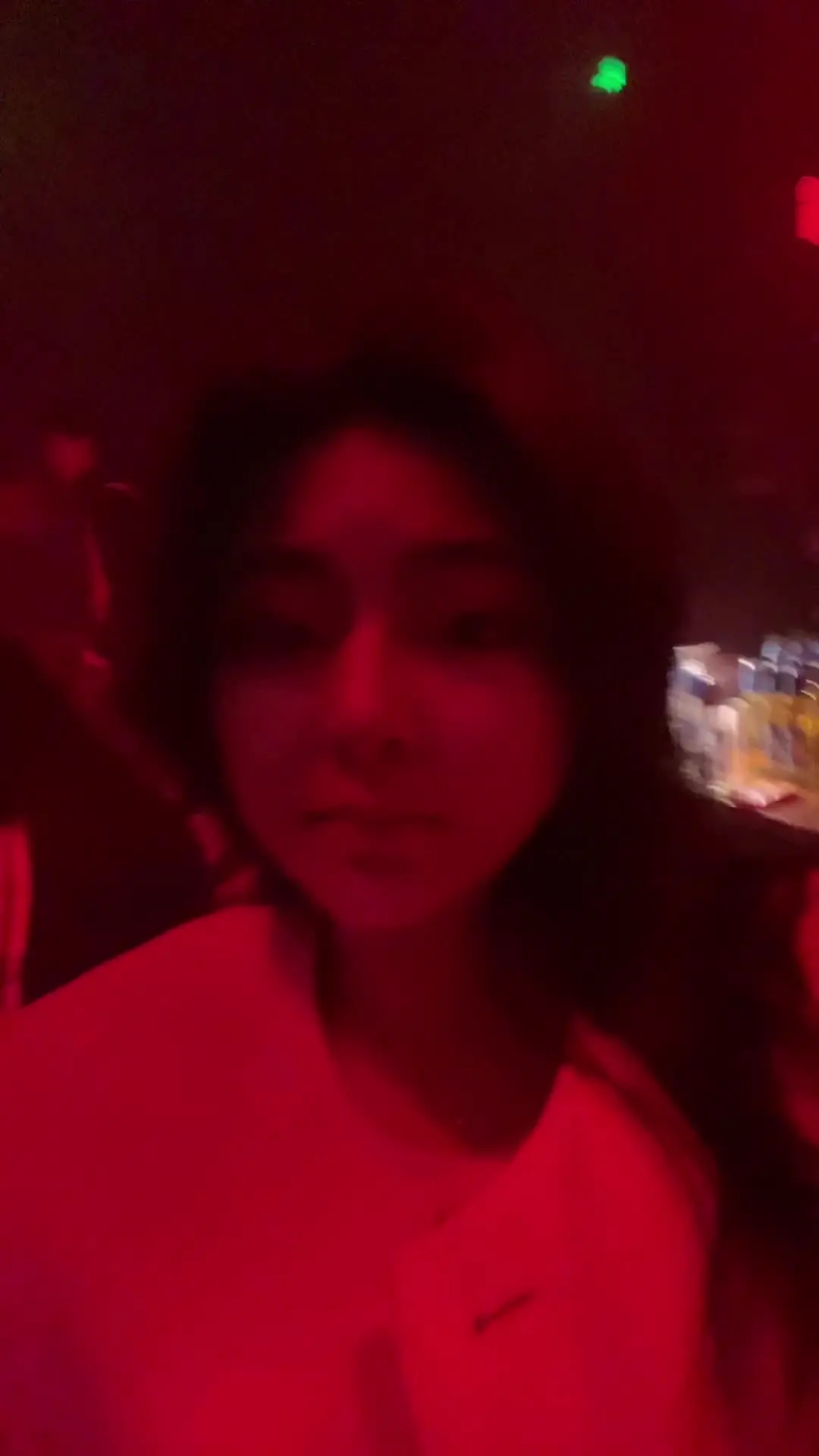 没人困住你，只有你自己，你本随心所欲，何苦枷锁缠身