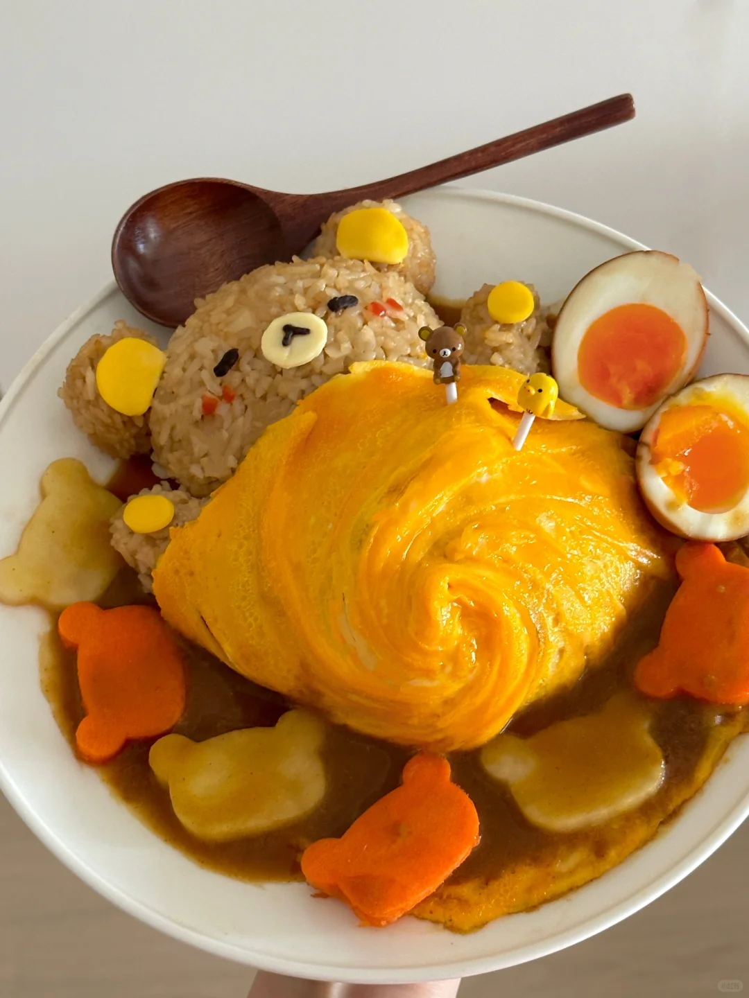 轻松熊旋风蛋咖喱饭🍛