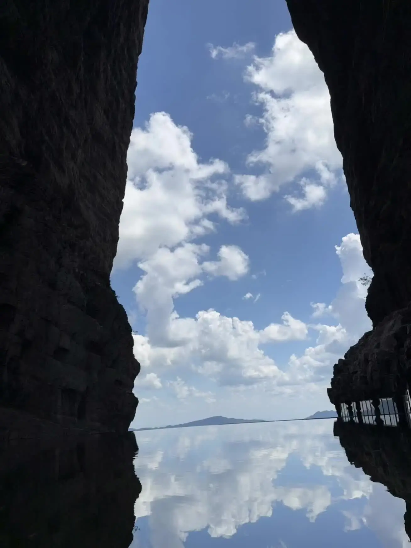 “上天梯、过天门、登高望”