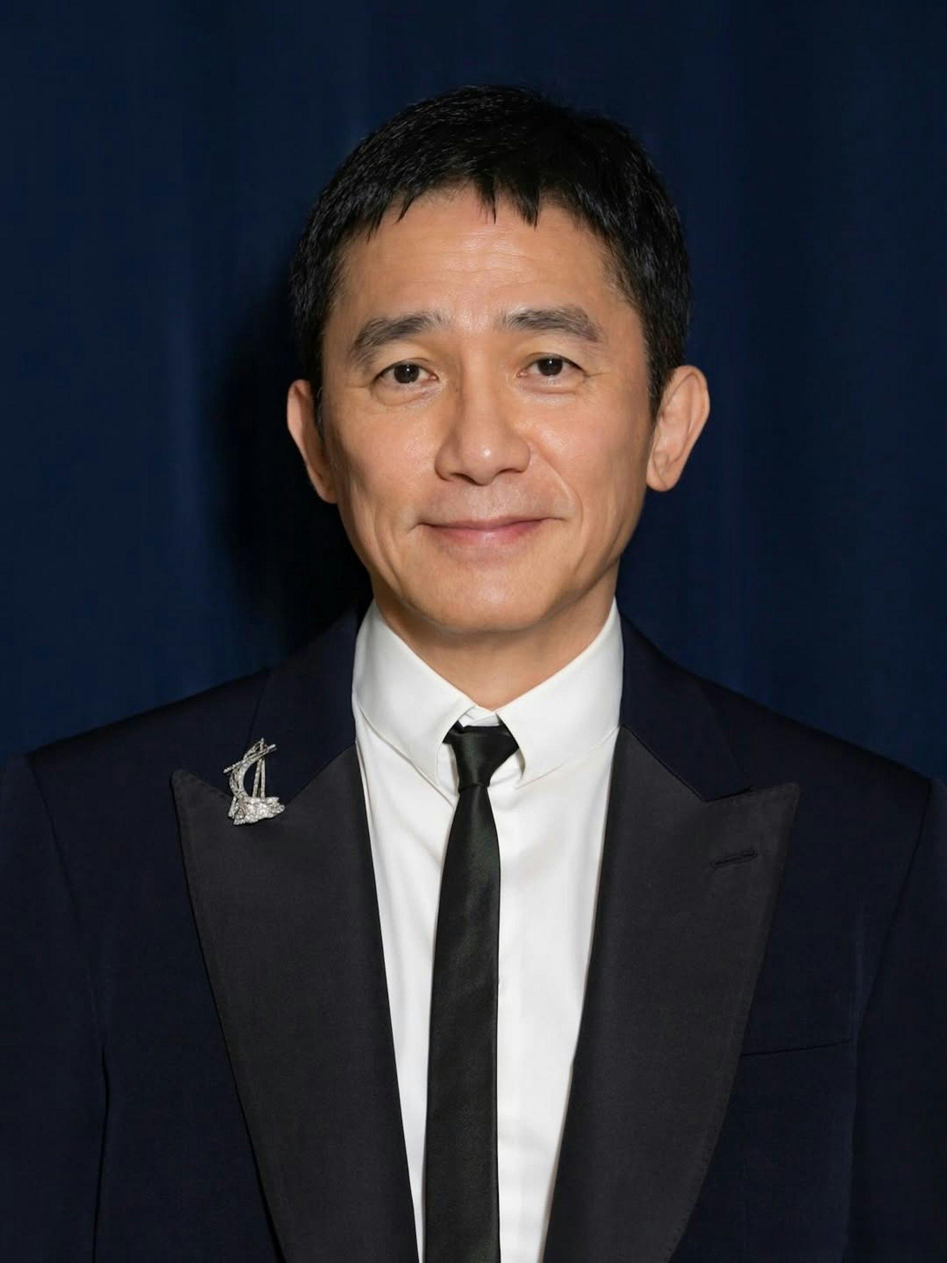 【娛樂新聞】梁朝偉駕逾千萬保時捷飛馳石澳 全球限量25架極珍貴 網民驚嘆：人同車