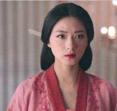 从冷宫弃妇到弘农王妃！唐姬的一生，藏着东汉最唏嘘的皇家悲剧
 
汉灵帝的灵思何皇