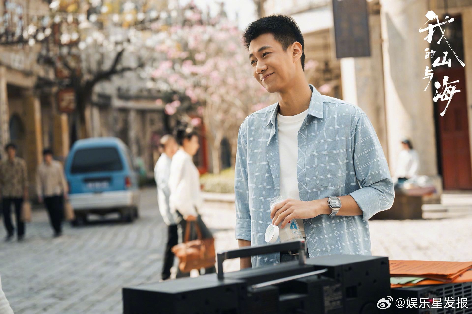 高至霆直播 笑不活了谁还没看东北i人高至霆的直播，减脂期每一顿都是放纵餐，烤冷面