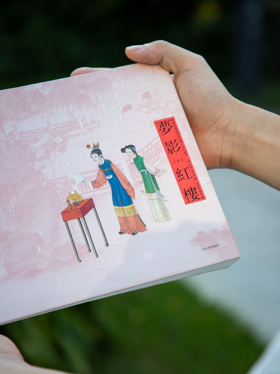 它凭什么被摆进国外奢侈品专柜？