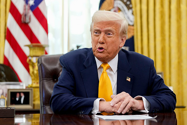 【美媒：特朗普想建立新世界秩序，但美元要先遭殃了】#美媒担忧关税会令美元遭殃# 