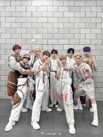 zb1宣布活动延长两个月 ZEROBASEONE 活动时间延长两个月和九名成员商