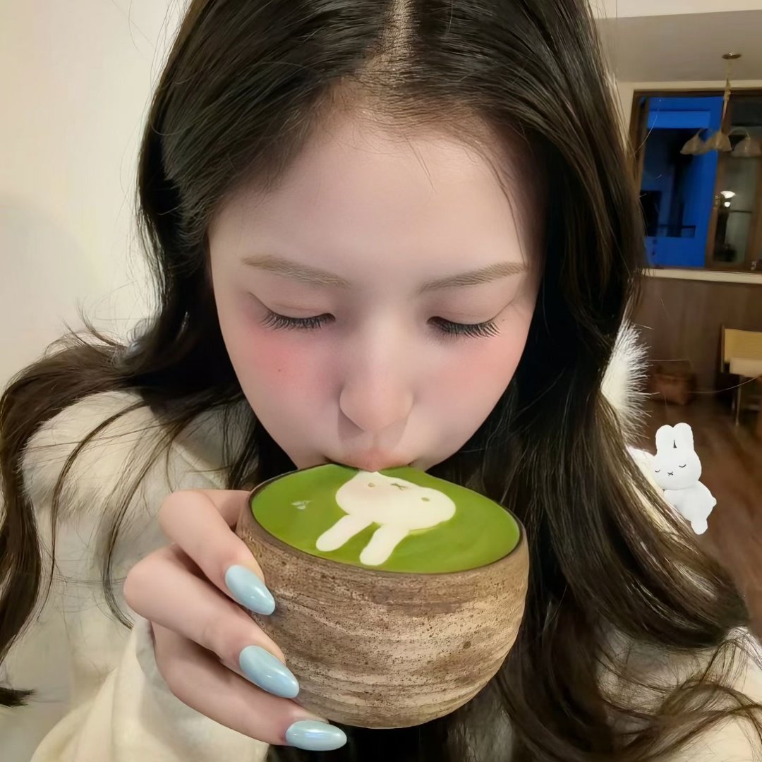 𝐖𝐞𝐂𝐡𝐚𝐭‖分享女头｜简约｜头像搭配｜朋友圈 