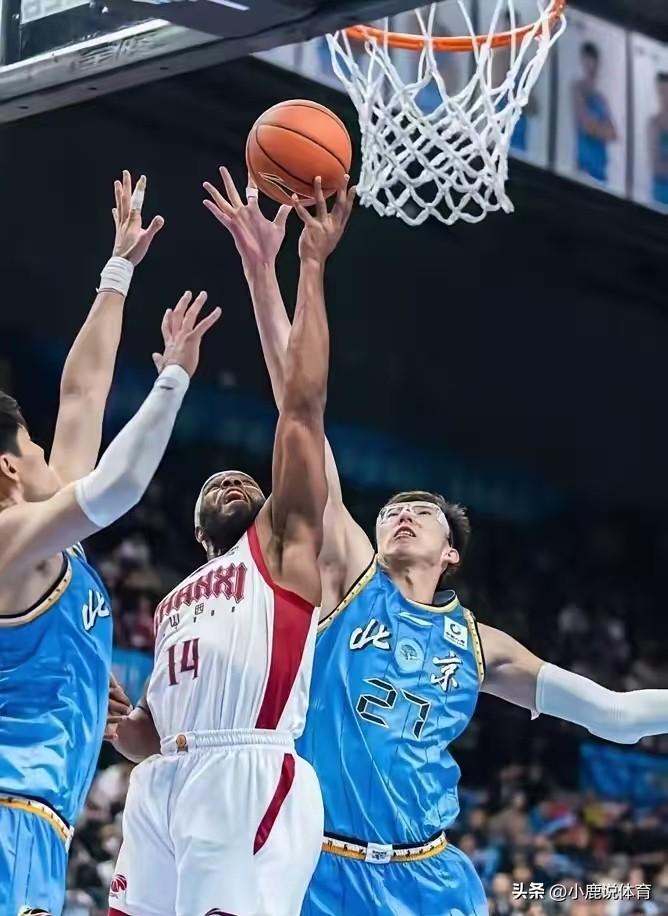 6.58亿压垮一支CBA队！
 
主场基地全要拍卖。
老板失联被执行2.8亿。