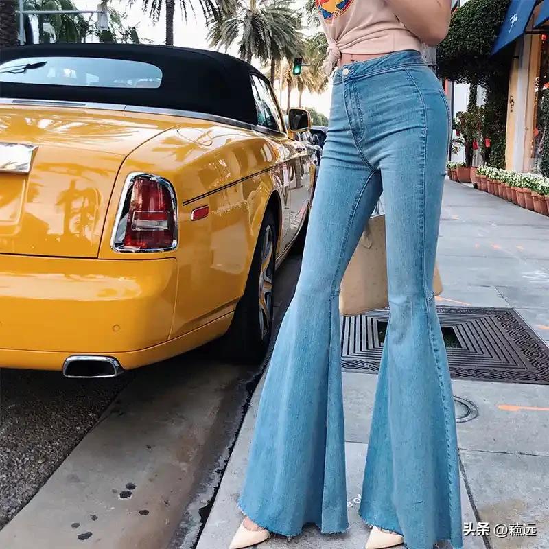 可能和年龄有关，越来越喜欢看《我们的日子》《好好的时光》这类年代剧。花衬衫、喇叭