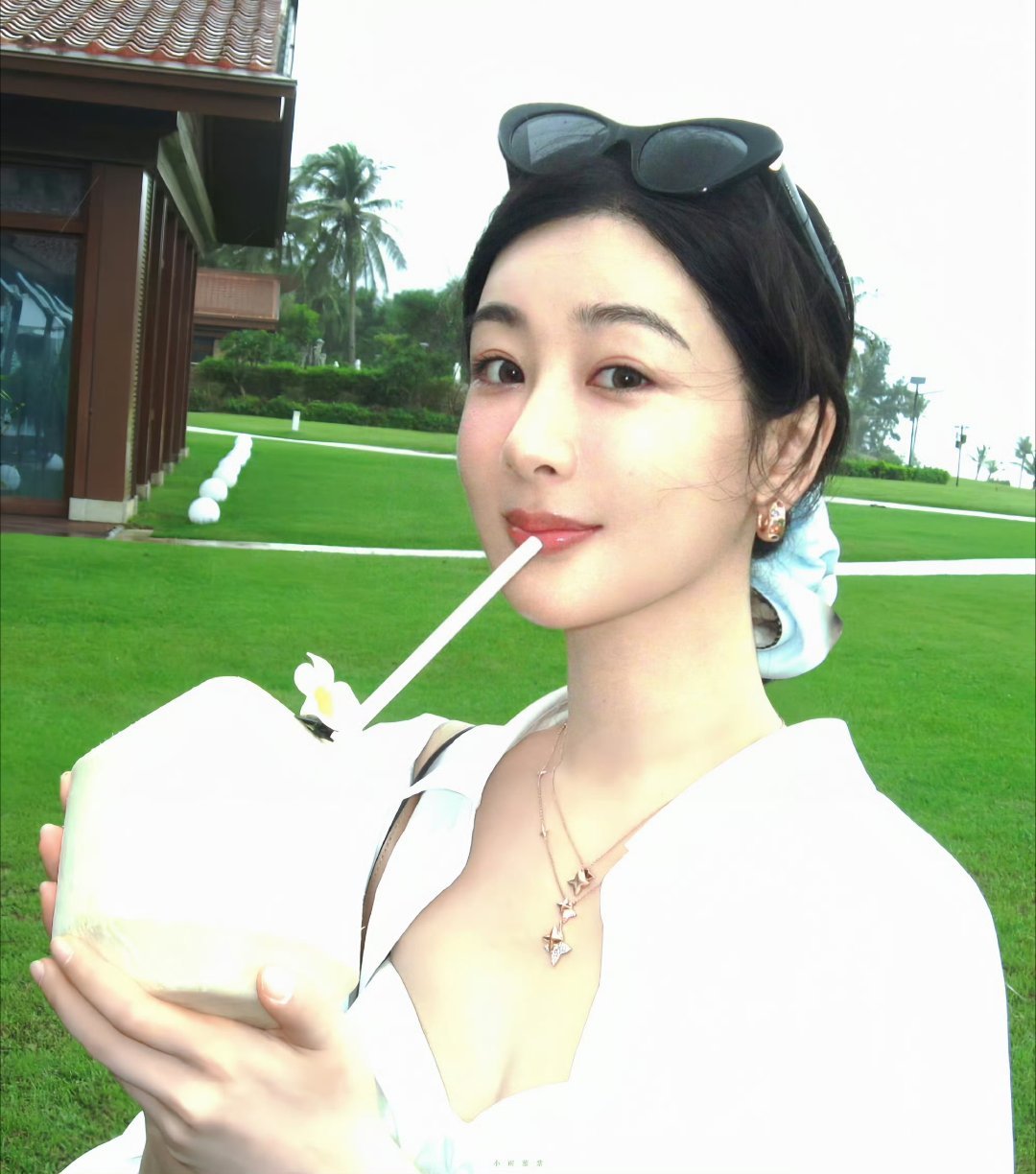 杨紫[超话] “爱像圆周率 无限不循环 就像我爱你”“Love is like 