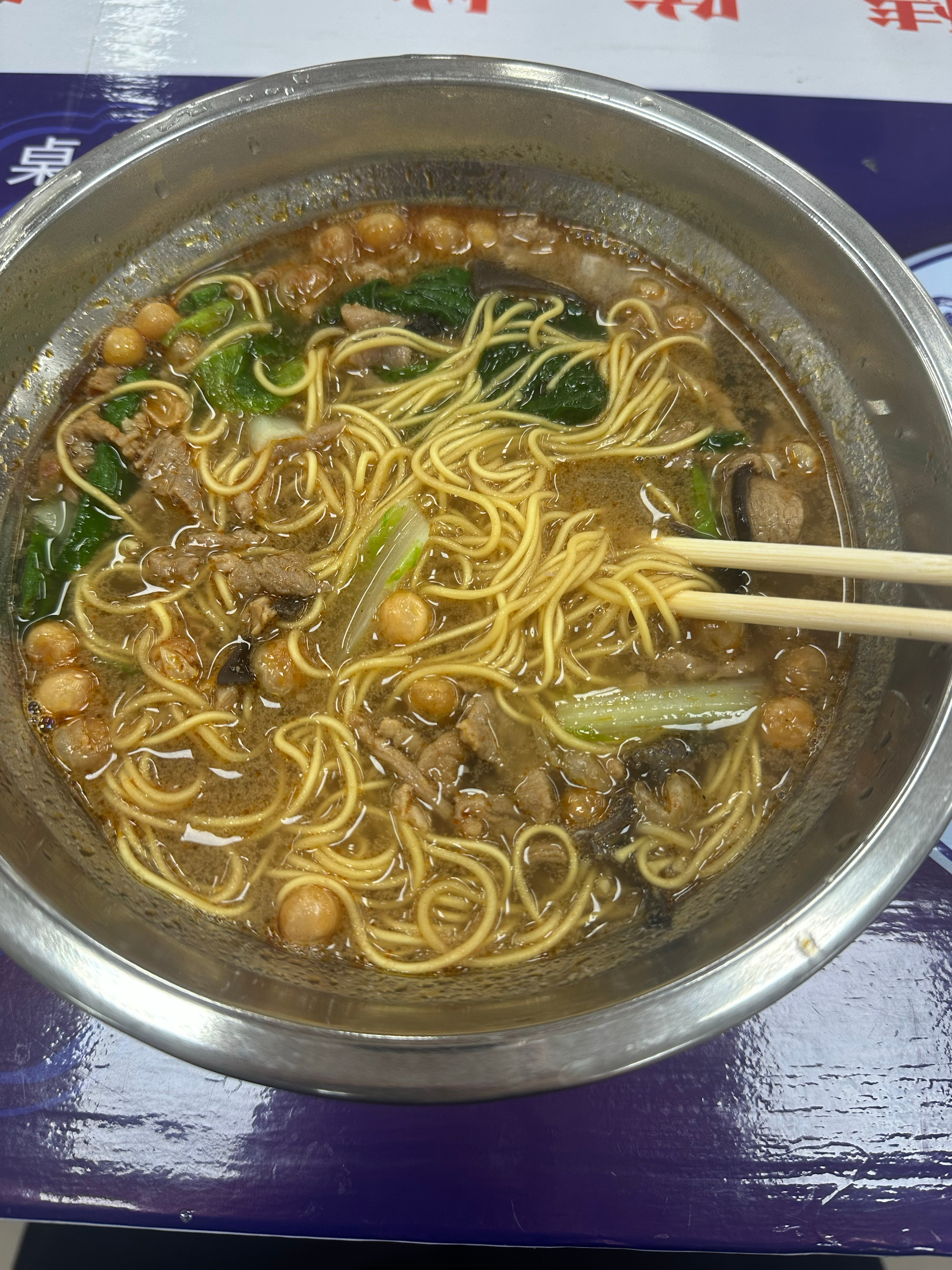 有人敢吃我们学校食堂的粉吗 ​​​