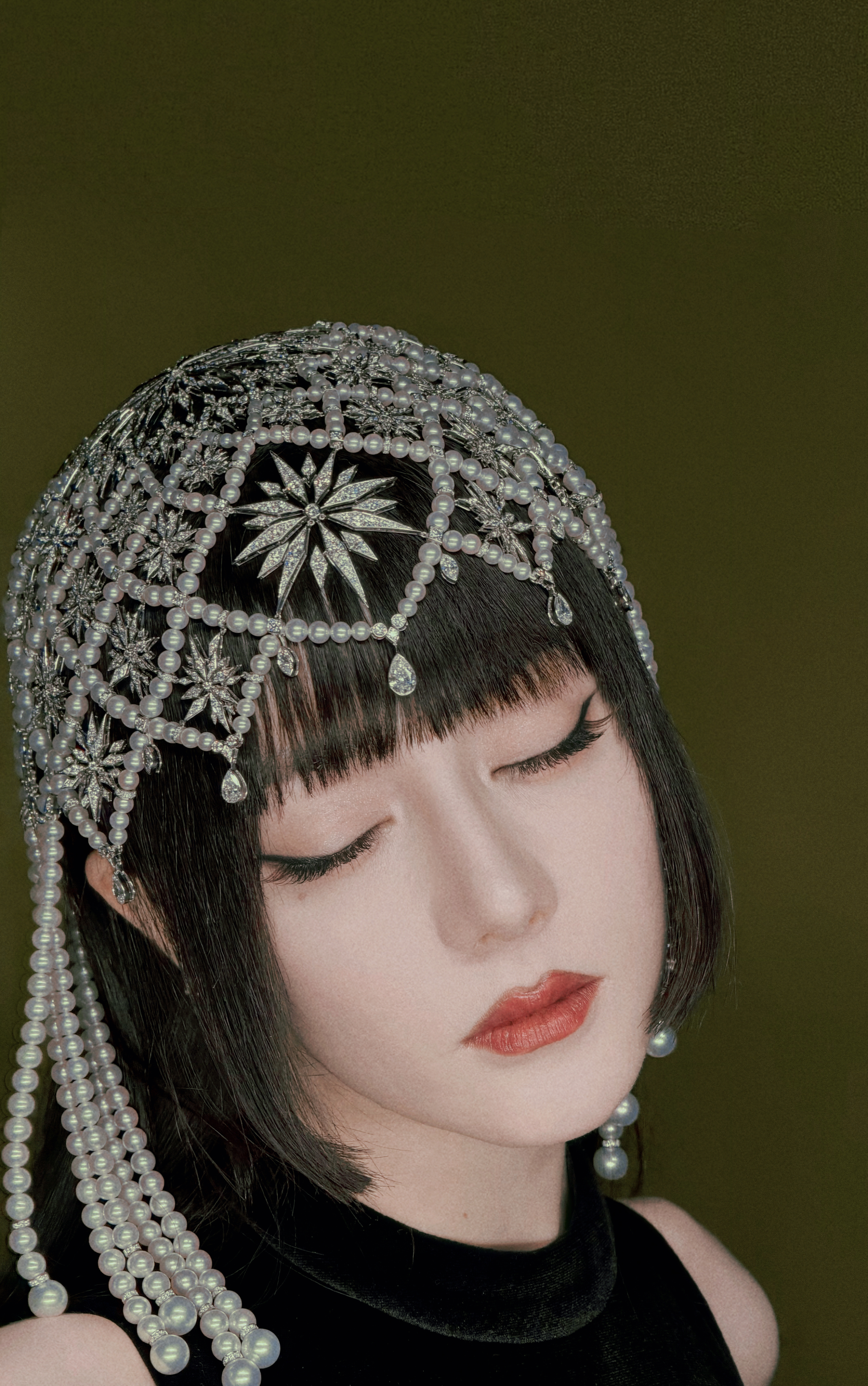 神女爱世人 