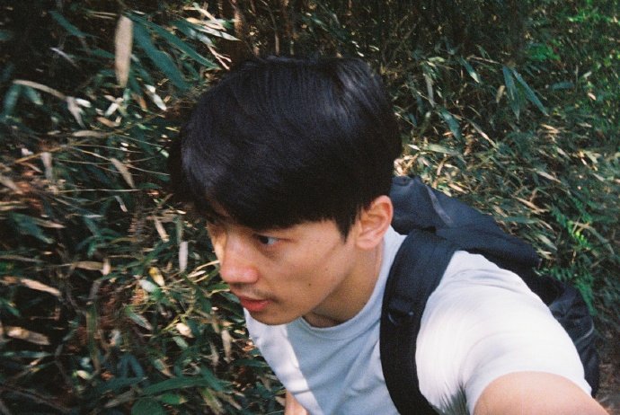 汪顺重要的是继续赢下去汪顺最珍惜不用掐表的时刻满身常年积攒的运动旧伤，没有挡住他