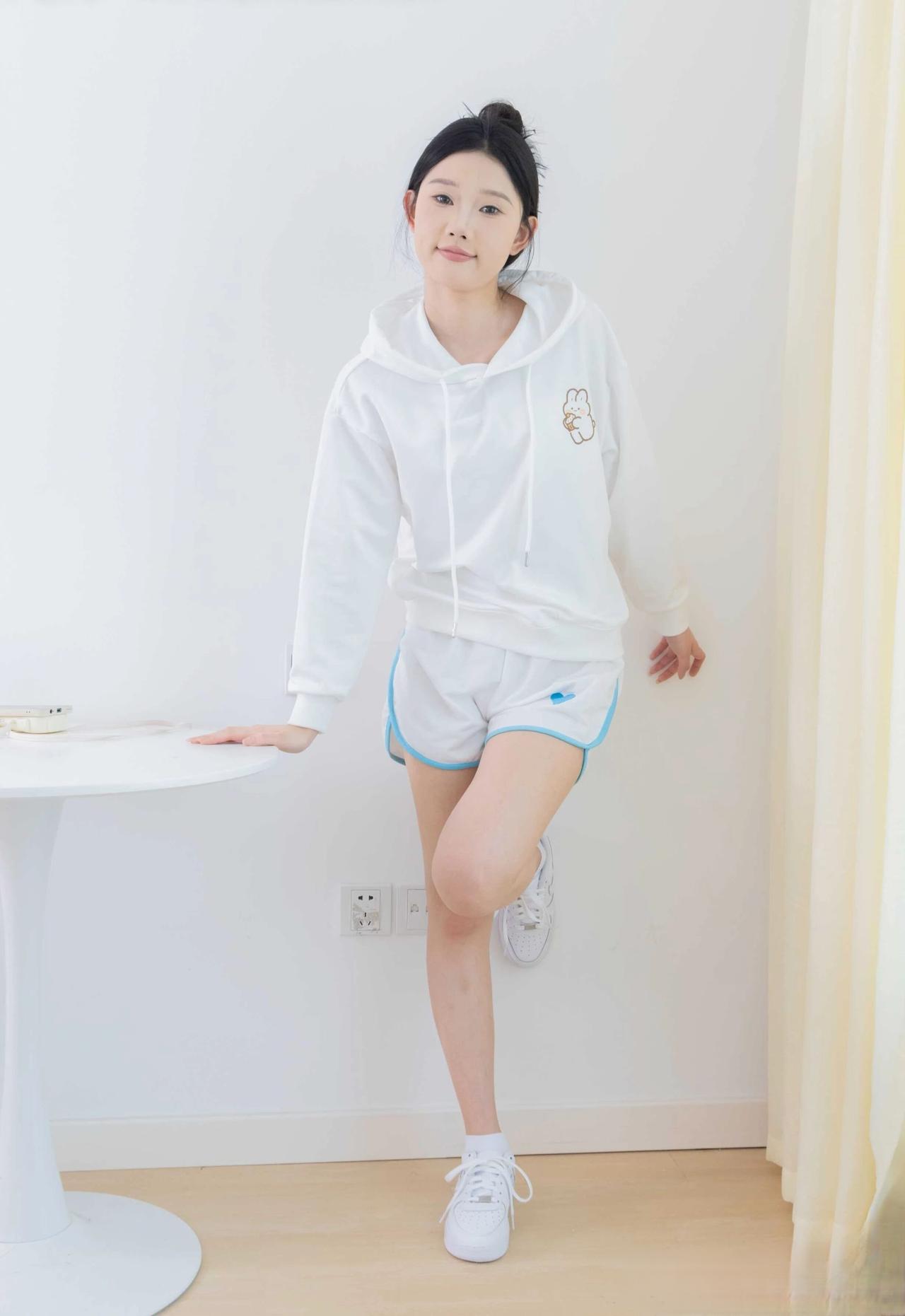 分享你的约会穿搭