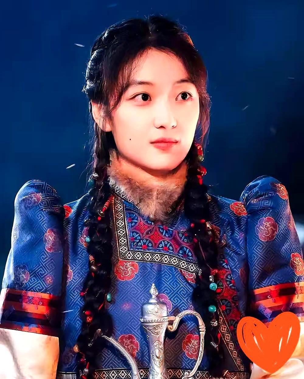 这部剧就是今晚晚八点。
 

孙千主演的现代剧《大生意人》今晚央八开播，接档《四