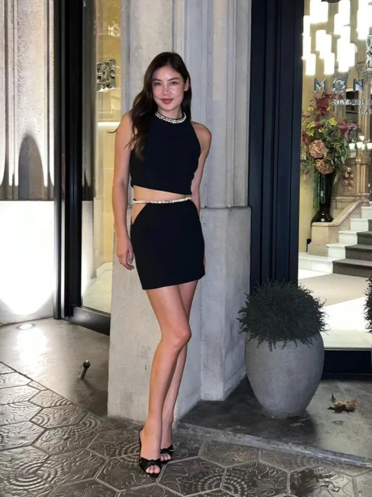 乐基儿庆生秀火辣身材！单身状态中女天花板