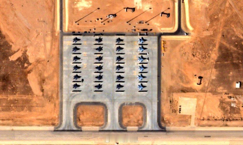 （突发消息）美国已向其在约旦的空军基地部署了 60 多架战斗机，包括 F-35、