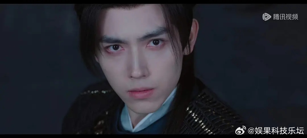 粉底液将军刚过，又来了个眼线将军 