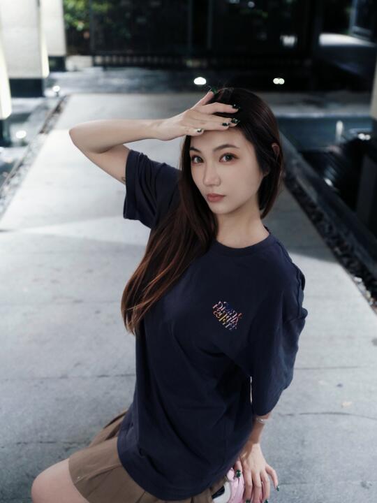 谁家好人大半夜在小区溜达 ​​​🌙