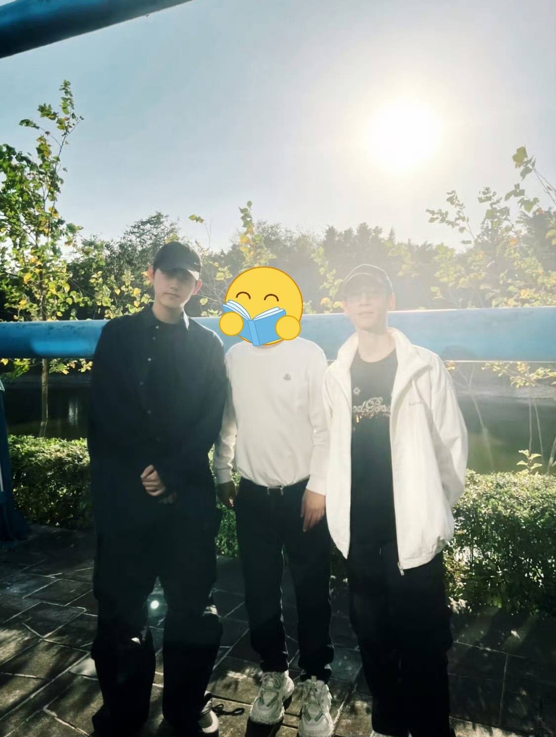 罗云熙陈飞宇2025年新合照不是2020年不是2021年是2025年！ 