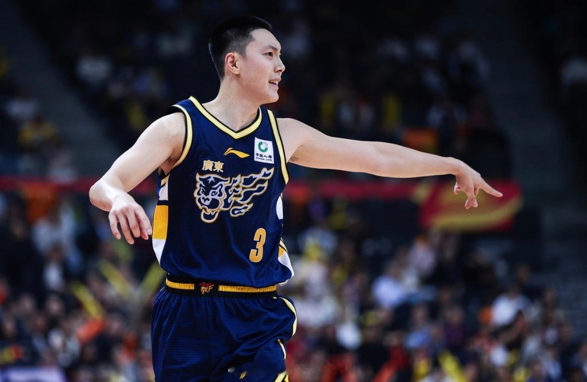 胡明轩广东男篮vs青岛男篮 【2025-2026赛季CBA联赛常规赛第4轮】🔔